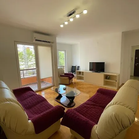 Apartament Beautiful And Modern Aparment In Aerodrom Skopje